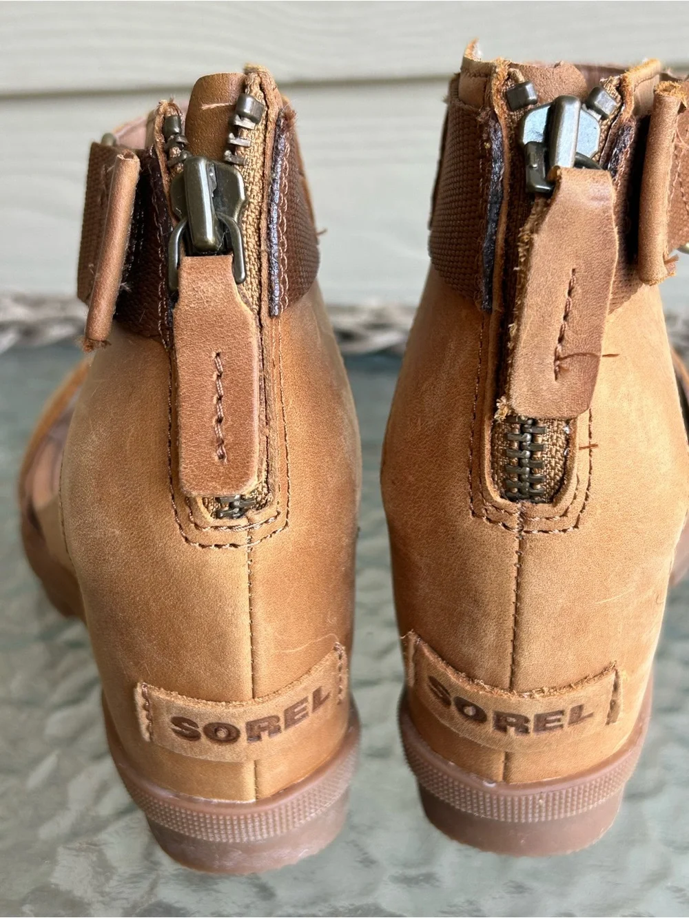 New! Womens SOREL Joanie II Leather Ankle Strap Wedge Sandals sz 7